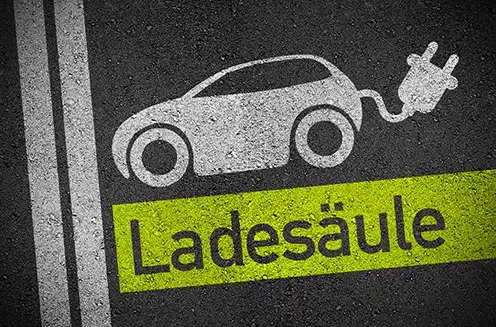 Parkplatzbeschriftung für E-Ladesäulen